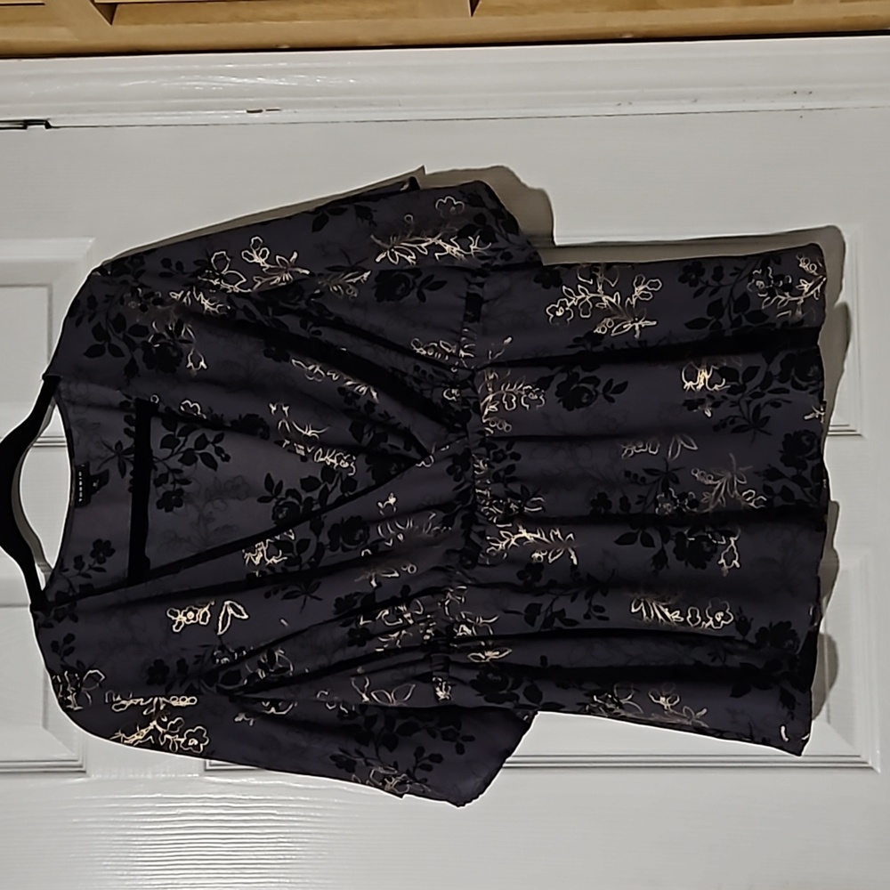 GUD TORRID FLORAL PRINT TOP L